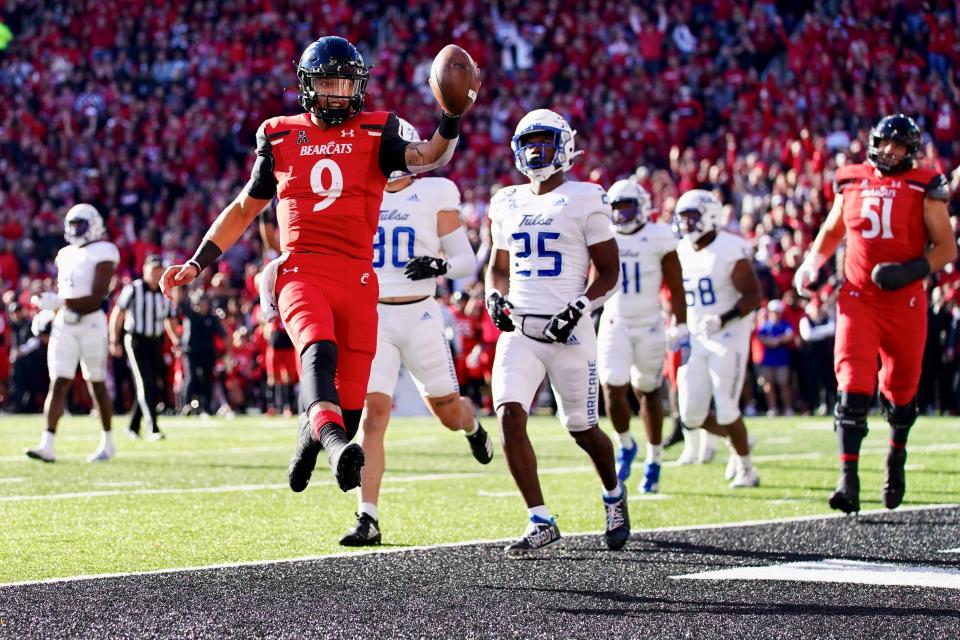 The Cincinnati Bearcats football team faced off against the Tulsa Golden Hurricanes at Nippert Stadium on Nov. 6, 2021.