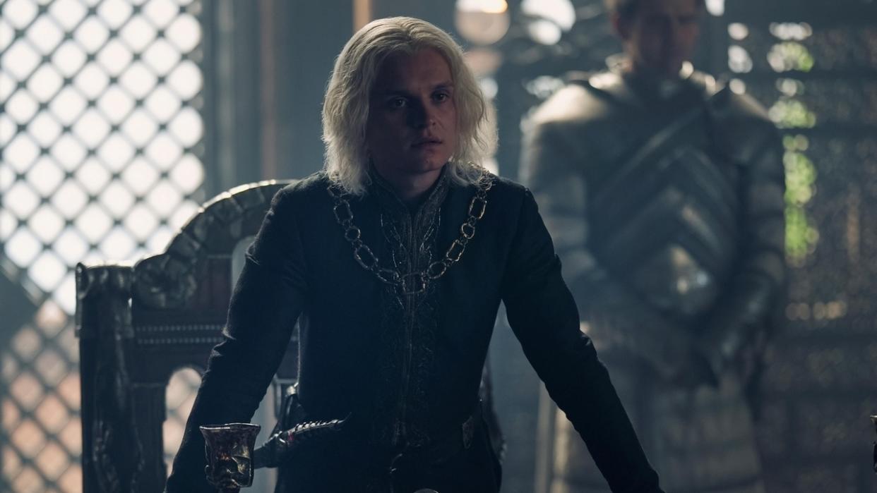  Tom Glynn-Carney as Aegon in House of the Dragon Season 2x04. 