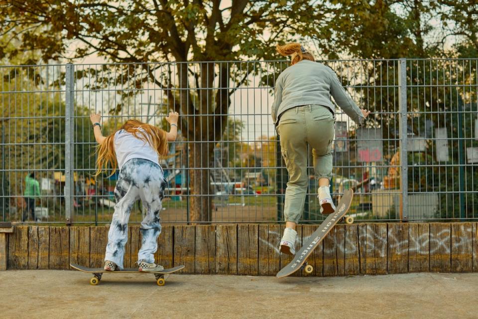 Esther Sayers and her daughter on their skateboards (Amanda Fordyce)