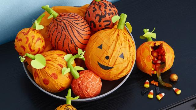 47 Spooktacular Halloween Crafts That Are So Easy It's Scary