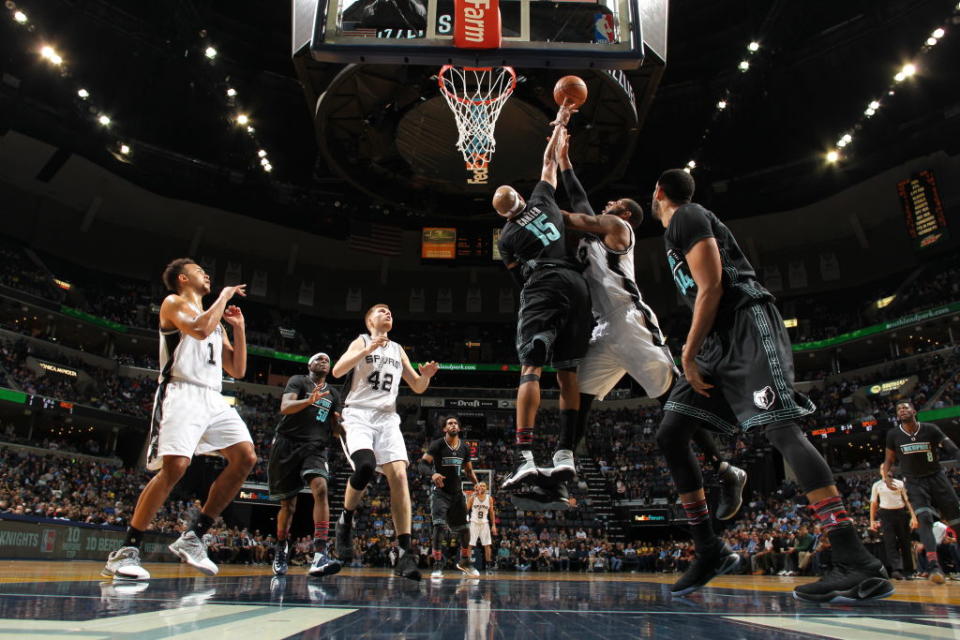 Vince Carter still has some hops in those 40-year-old legs. (Getty Images)