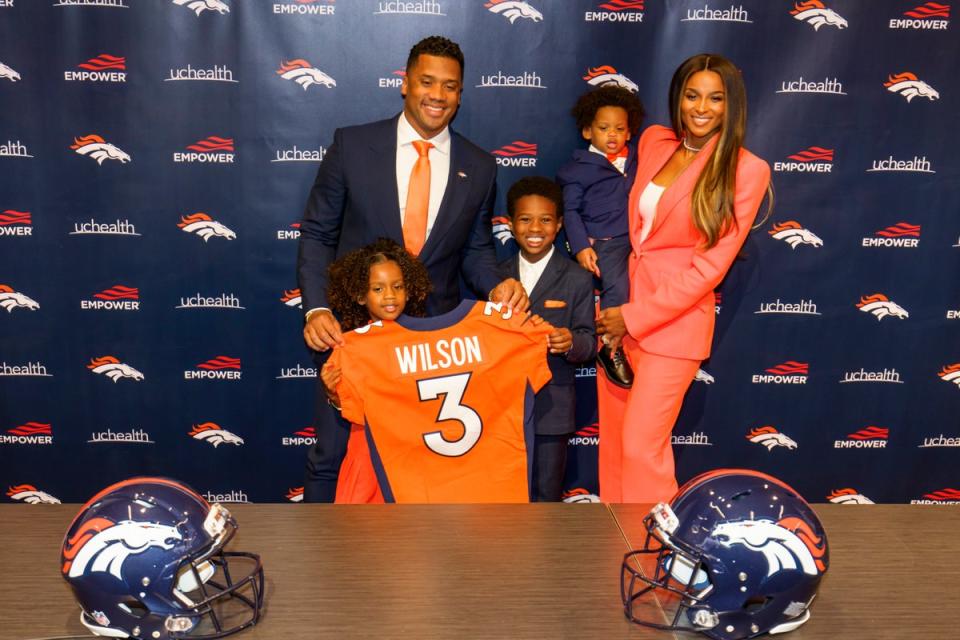 Russell Wilson with Sienna, Future, Win and Ciara in 2022 (Getty Images)