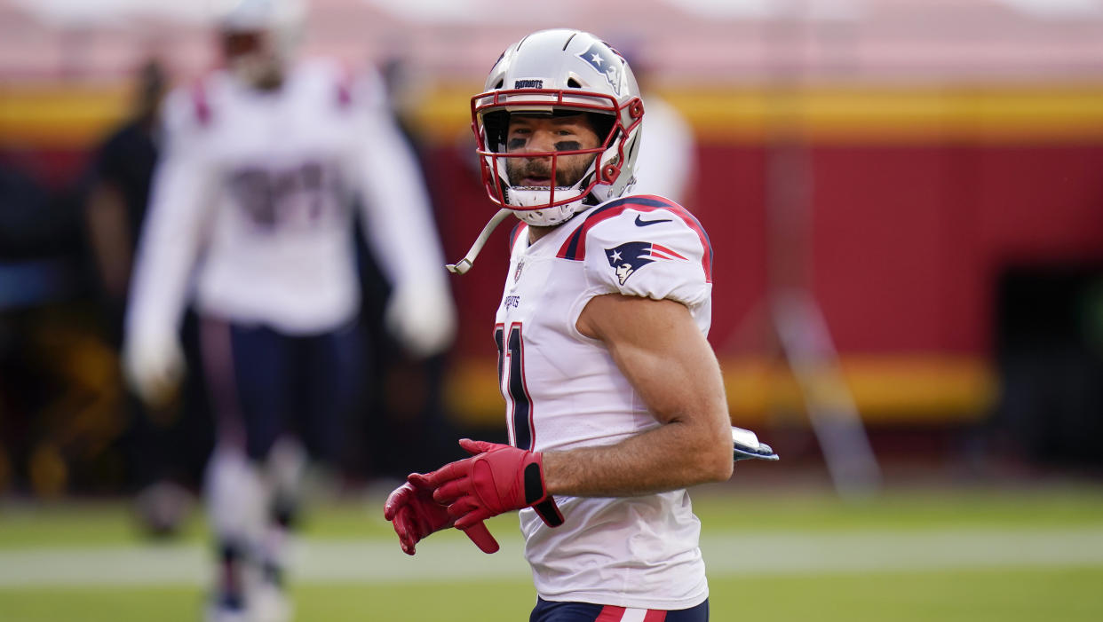 New England Patriots wide receiver Julian Edelman warms up before an NFL football game against the Kansas City Chiefs, Monday, Oct. 5, 2020, in Kansas City. (AP Photo/Jeff Roberson)