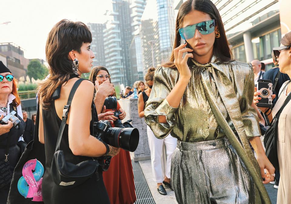 The best beauty looks—think sharp-as-a-knife center parts and electric bobs—from Phil Oh’s street style darlings at Milan Fashion Week.