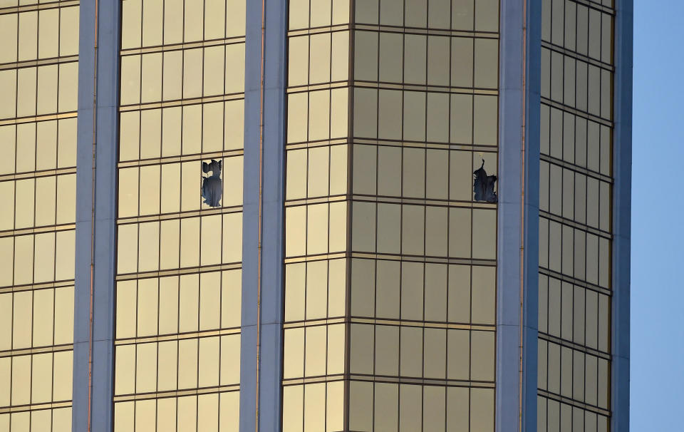 Broken windows are seen on the 32nd floor of the Mandalay Bay Resort and Casino. (Photo: David Becker via Getty Images)