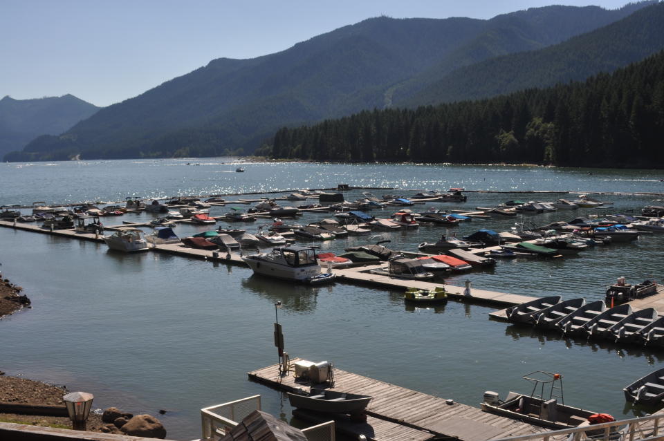 FILE - An Aug. 14, 2010 file photo shows Kane's Marina on Detroit Lake Reservoir in Detroit, Or. The U.S. Army Corps of Engineers has determined that a large earthquake, which is expected to occur again in the Pacific Northwest sooner or later, could cause the spillway gates of the dam in Oregon to buckle, resulting "in a potentially catastrophic flood." (Terry Richard/The Oregonian via AP,File)