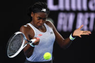 Coco Gauff ha superato Venus per 7-6, 6-3 al 1° turno degli Australian Open. "Questa volta ero decisamente più fiducioso - ha detto la la giovane tennista americana - la folla non mi ha spaventato tanto quanto l'ultima volta." (Photo by Hannah Peters/Getty Images)