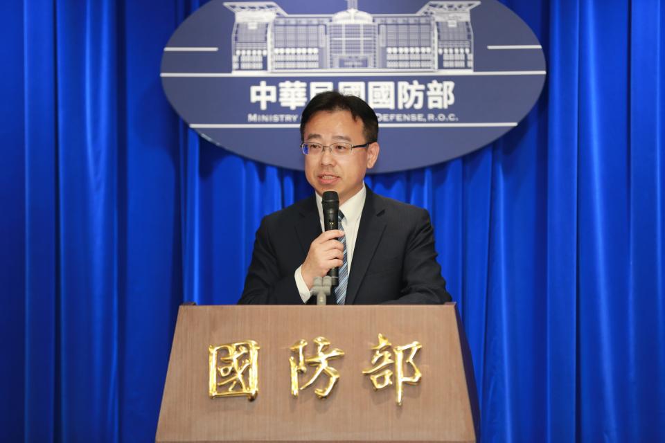 國防部全民防衛動員署人力動員處長朱森村9日表示，萬安演習配合漢光實兵演習，於22日至25日採分區方式，依照中部、北部、東部及外（離）島、南部地區的順序實施演練。（圖／國防部提供）