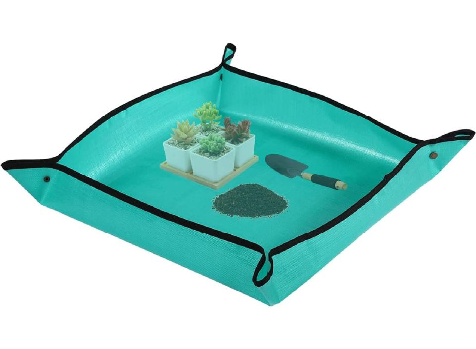Keep your messy repotting chores in one spot for easy cleanup. (Source: Amazon)

