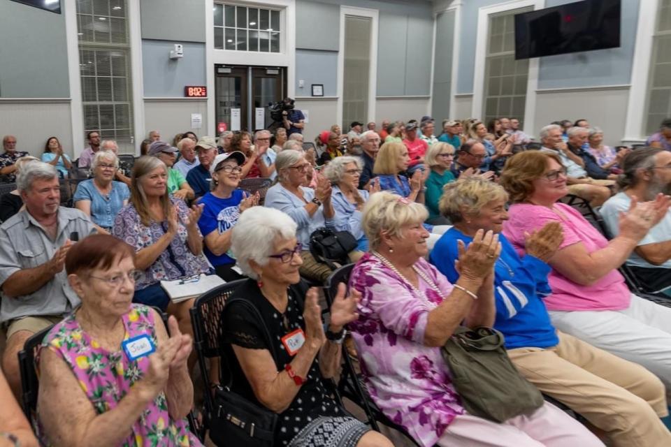 Forever Tybee and LWV Coastal Georgia hosted a forum for eight city council candidates Monday night.