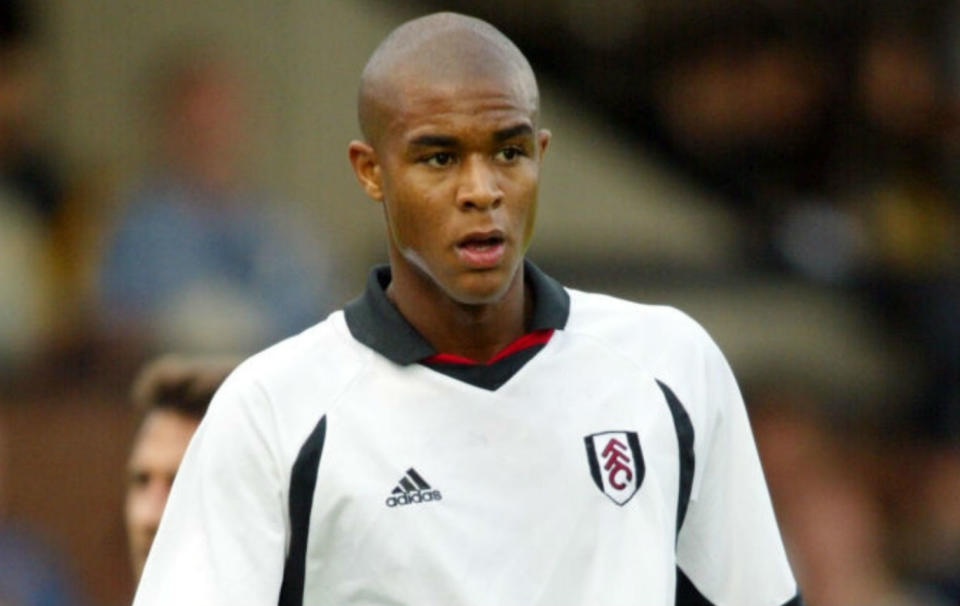 <p>Zat Knight, defensa central inglés que destacó en el Aston Villa y el Bolton, comenzó su carrera profesional en el Fulham, equipo al que llegó en 1999 procedente del Fushall Olympic a cambio de 30 equipaciones de entrenamiento. (Foto: Getty Images). </p>