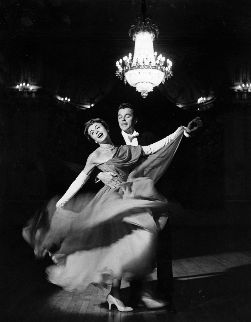 Husband-and-wife dance team Marge and Gower Champion in 1958 - Jack Mitchell/Getty Images