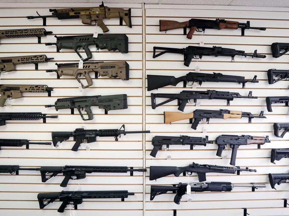 Sheriffs refusing to enforce new Washington state rules on semi-automatic weapons