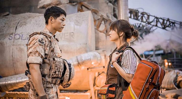 Fans are Having Nicer Things to Say About the Chinese Version of “ Descendants of the Sun” –