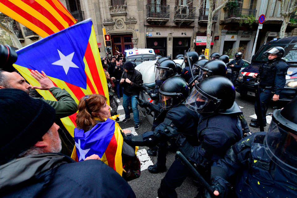 Barcelona: Bilder der Proteste gegen die Festnahme Puigdemonts