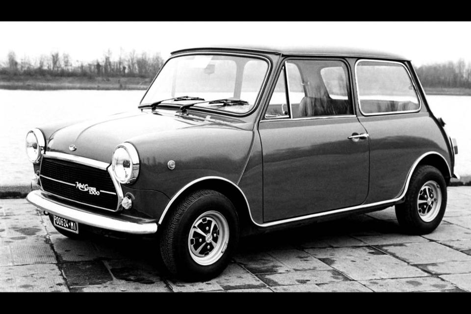 <p>BL canned the Mini Cooper in 1971, but its Italian partners Innocenti continued to build Coopers until 1975, launching the 71hp Cooper 1300 in 1972. </p>