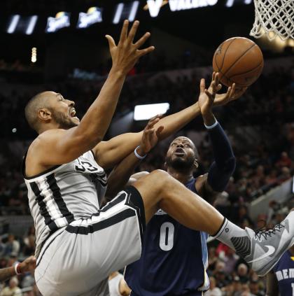 Boris Diaw trade: Jazz get Spurs forward in deal - Sports Illustrated