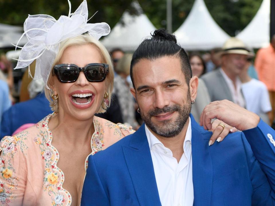 Verena Kerth und Marc Terenzi lachen über die Gerüchte. (Bild: imago/Future Image)