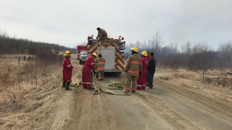 Grass fire burns in St. Clements, inside Brokenhead Ojibway Nation