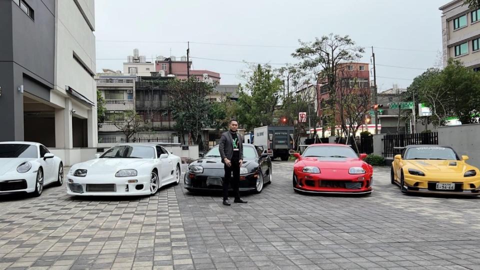 不甘台灣改裝車界被嗆的連千毅秀照片反擊大陸網紅。（圖／翻攝自連千毅臉書）