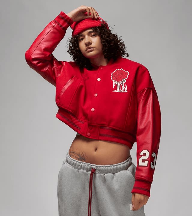 Teyana Taylor Gifts Exclusive Jordans To Lil Wayne, Erykah Badu, DJ Khaled  –