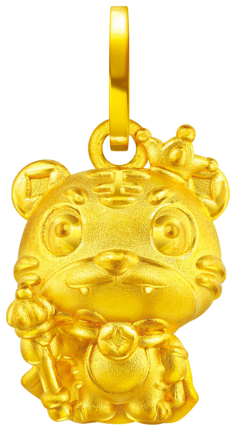 「皇者風範」黃金吊墜，售價：NT$7,600。
