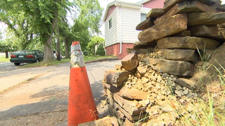 Halifax resident fighting city over snow plow damage