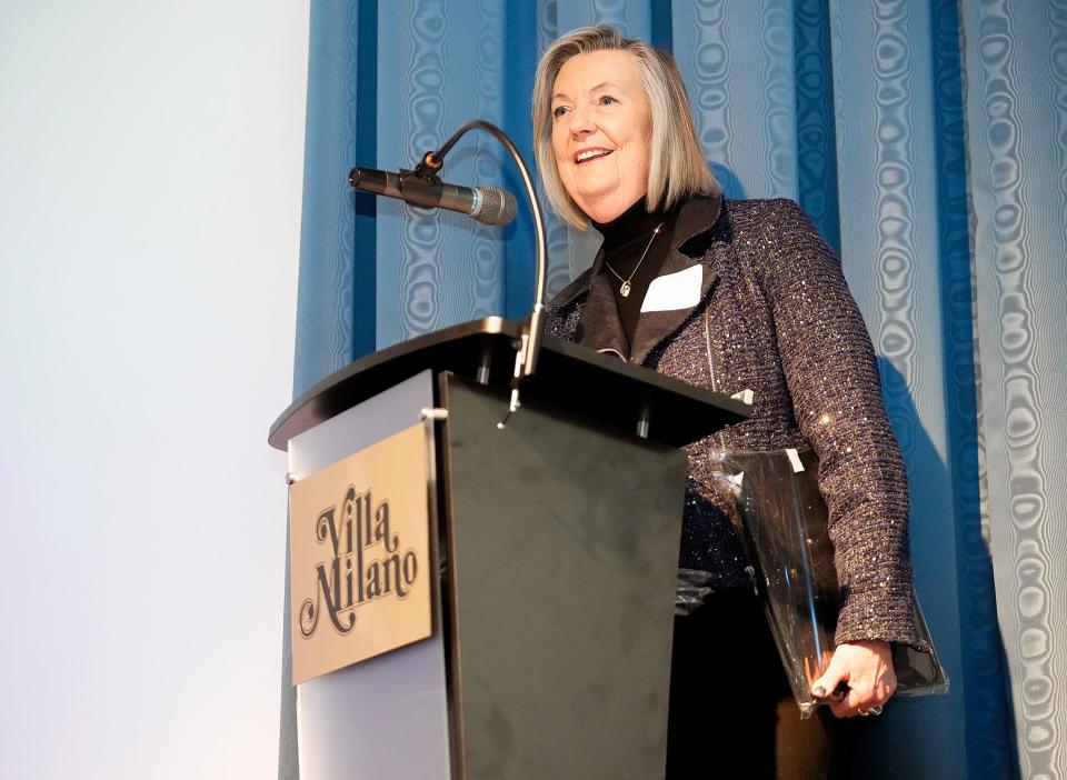 Akron Beacon Journal Sports columnist Marla Ridenour  was inducted into the Ohio APME Hall of Fame during the annual Ohio APME awards banquet in Columbus, Ohio on April 3, 2022. 