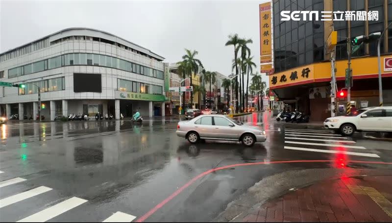 屏東市區雨勢相對較小。（圖／翻攝畫面）