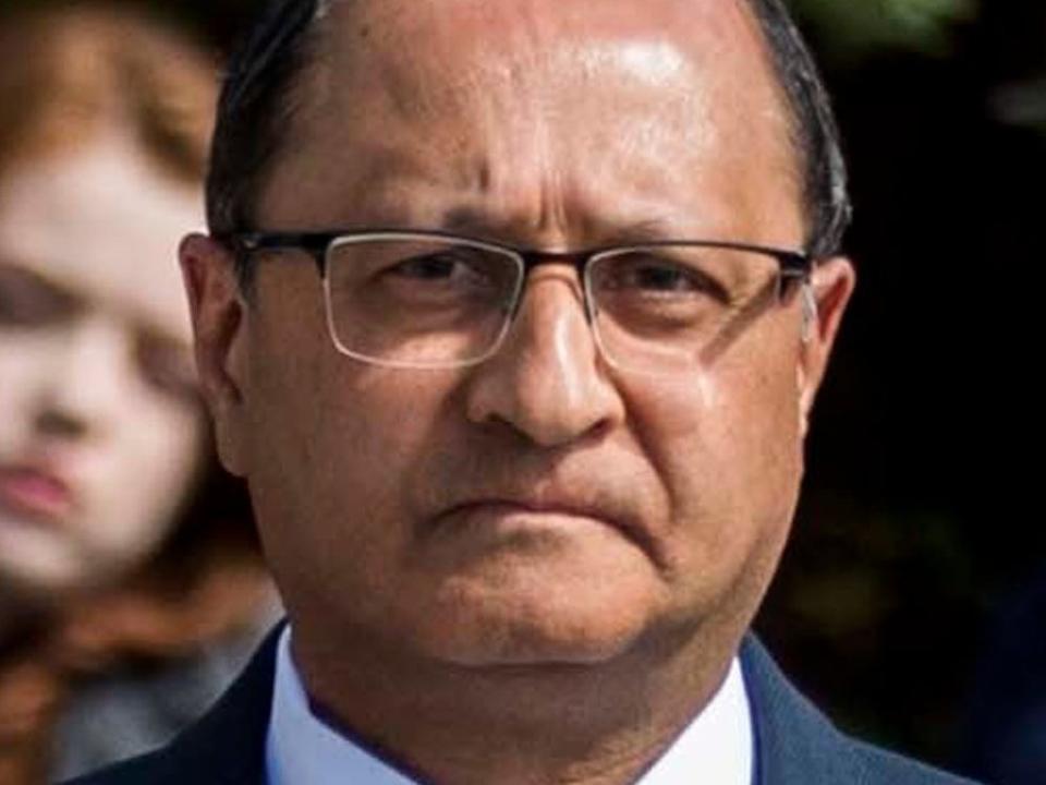 Brexit deal in chaos as Northern Ireland minister Shailesh Vara quits over Theresa May’s agreement