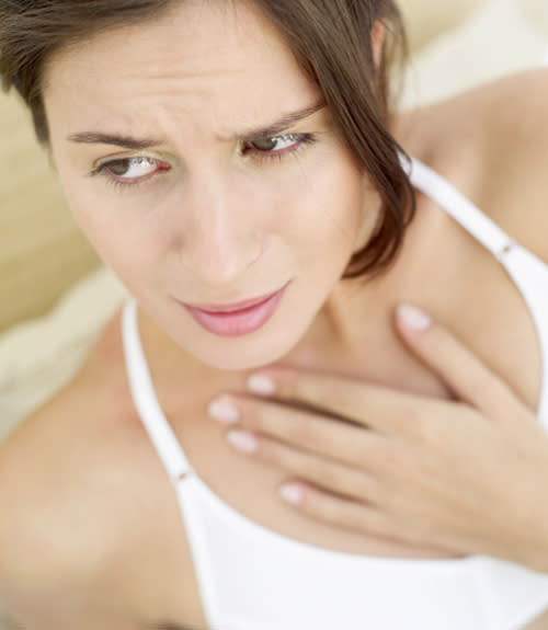 <div class="caption-credit"> Photo by: Stockbyte, Getty Images</div><div class="caption-title">Heartburn and Indigestion</div>That heartburn may be caused by more than a rich meal. Nearly 40% of women who have had a heart attack say they experienced heartburn or indigestion. Heart attack symptoms in women may also include unexplained nausea or vomiting. Women are twice as likely as men to experience gastrointestinal problems when having a heart attack.