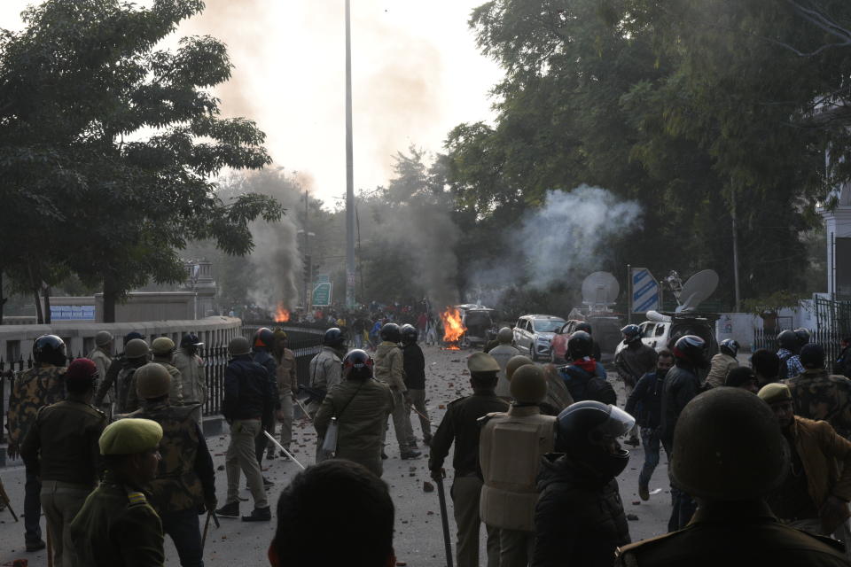 Protests Against CAA And NRC Turn Violent In Lucknow