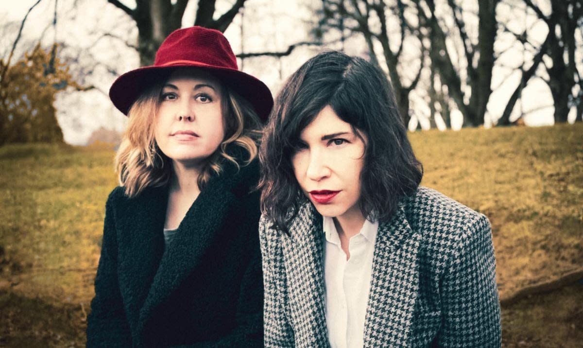 Sleater-Kinney to Issue <i>Dig Me Out</i> 25th Anniversary Covers Album With St Vincent, Jason Isbell, Wilco