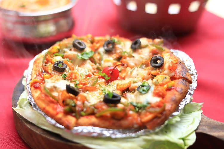 Indian in Little India - Shivam Barbeque Pizza