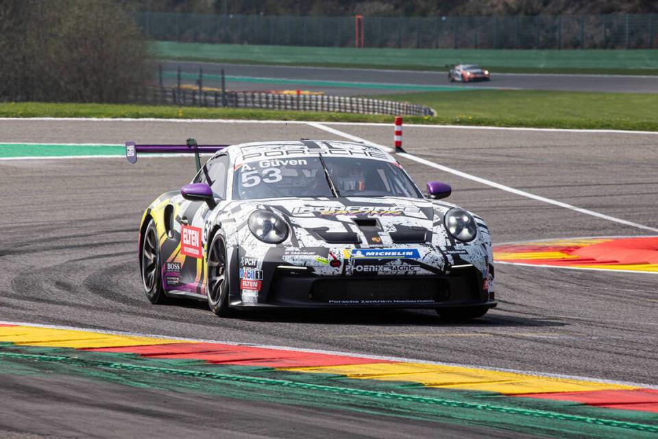 Erster türkischer Sieg im Porsche Carrera Cup