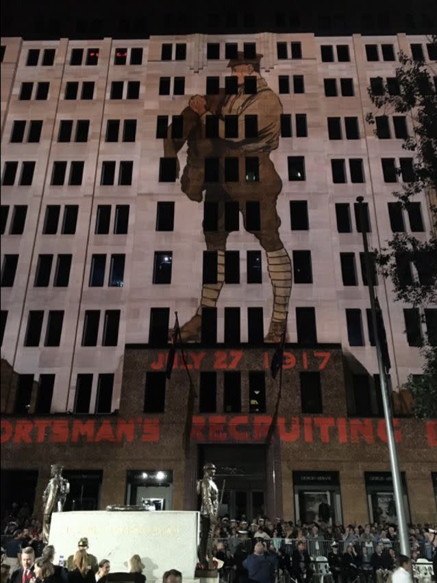 Sydneysiders gather for the Dawn Service in the city centre. Source: 7 News/Paul Kadak