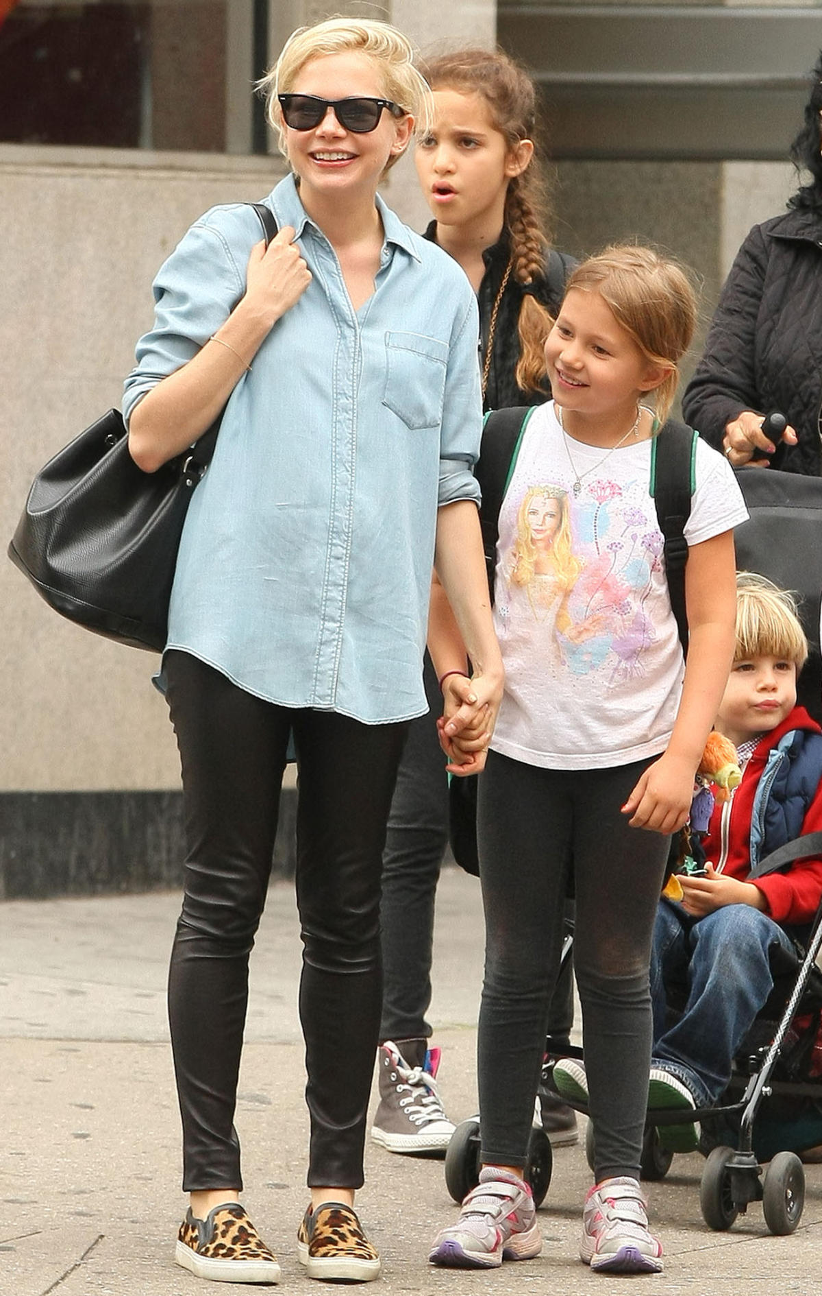 Matilda Ledger Shows Love for Mom Michelle Williams With a TShirt