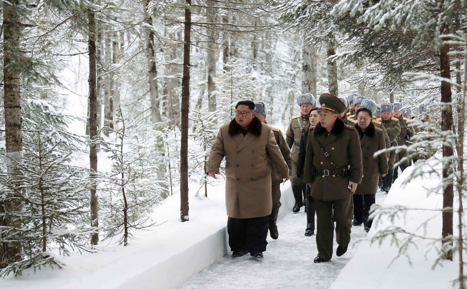 Les photos énigmatiques de Kim Jong-un