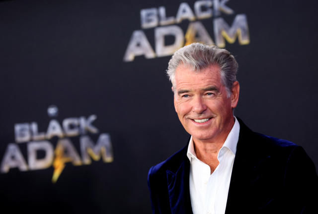 TheHollywoodReporter informa que #PierceBrosnan se une al elenco de # BlackAdam y que este le estará dando vida al icónico #DoctorFate.…