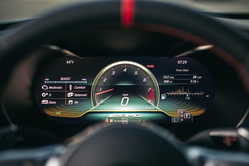 <p>New tech makes it easier to exploit the Mercedes-AMG C63's considerable talents. </p>