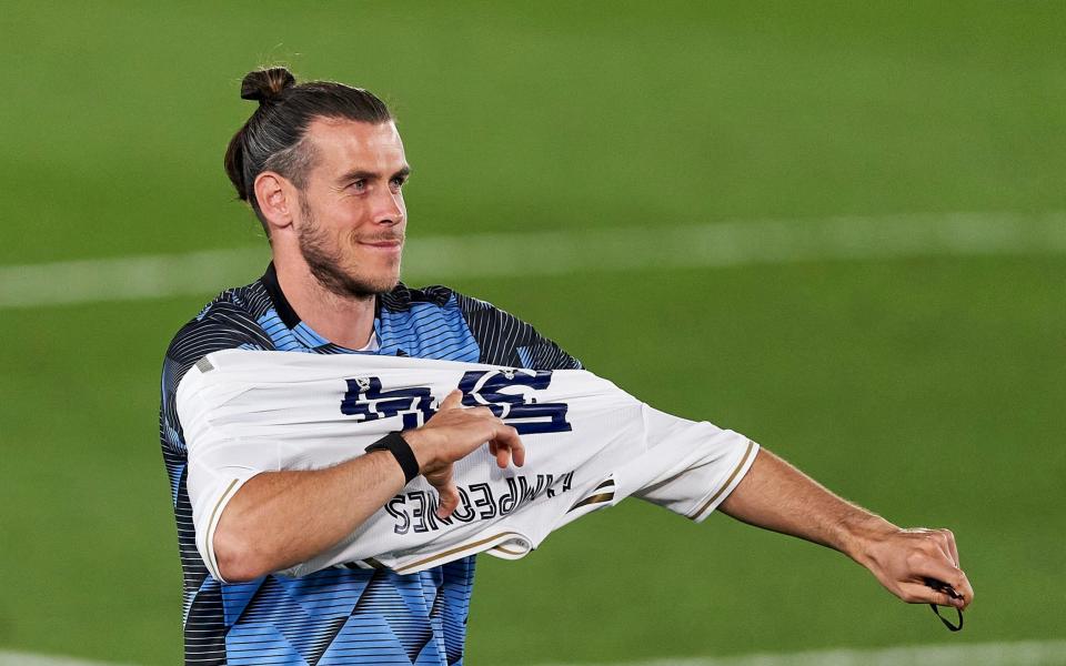 Real Madrid CF player Gareth Bale celebrate cliching their 34th Spanish La Liga title  - Getty Images