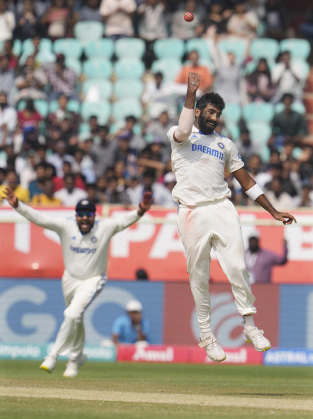 India wins second test by 106 runs over England to level 5-test