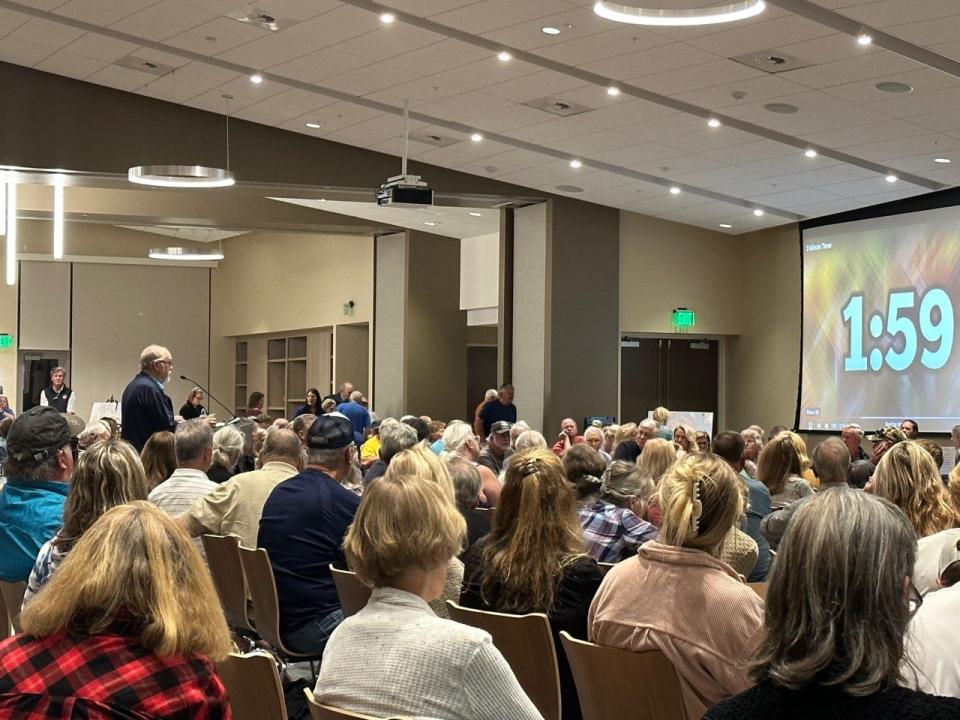 Nearly 500 residents gathered at the Brannon Center in New Smyrna Beach Wednesday, Jan. 18, to hear a presentation from Jones Edmunds & Associates, Inc., the company hired to analyze Tropical Storm Ian's flooding, following the adoption of a development moratorium.