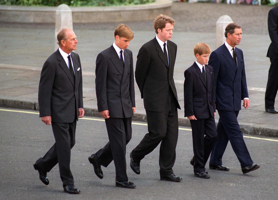 Le prince Philip, le prince Charles, Charles Spencer, William et Harry aux funérailles de Lady Di