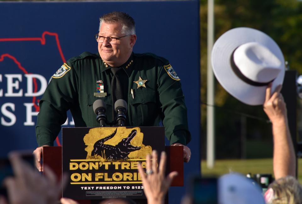 Brevard County Sheriff Wayne Ivey, who refers to himself as “Constitutional Sheriff Wayne Ivey American Patriot,”  is a supporter of the Constitutional Sheriffs and Peace Officers Organization, a group founded by an Arizona sheriff who was a board member of the delusional insurrectionist group the Oath Keepers.