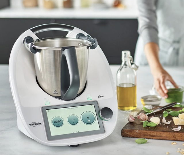 Il nuovo Bimby e altri accessori per rendere la cucina smart