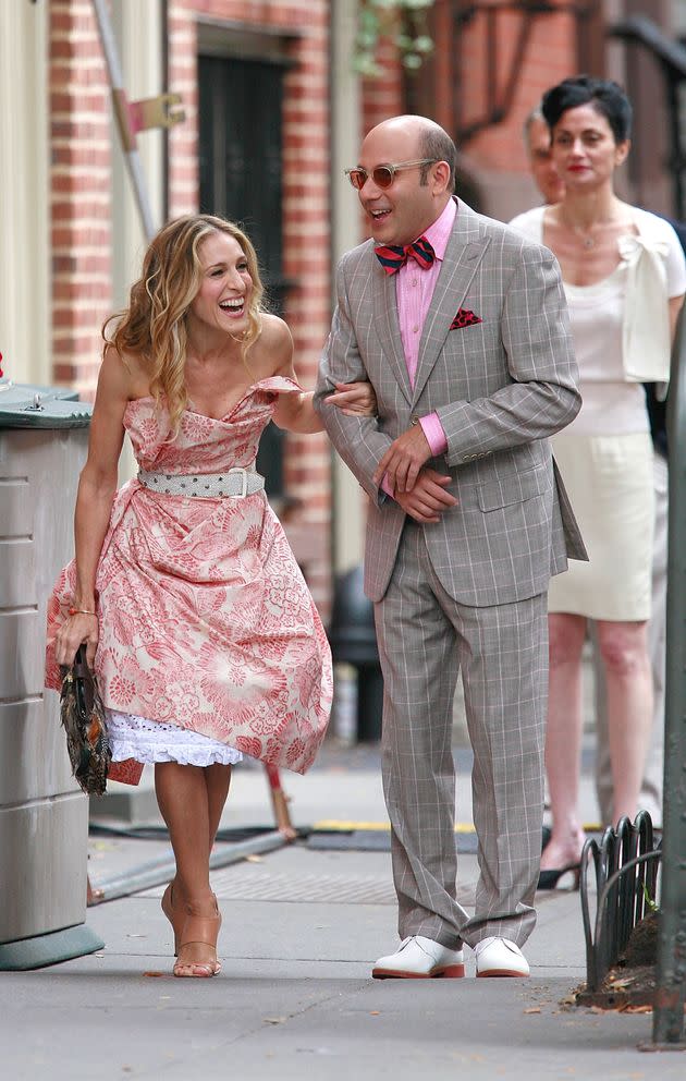 Sarah Jessica Parker and Willie Garson filming a scene for the movie 