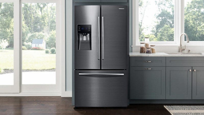The best refrigerators of 2020: Samsung RF263BEAESG.