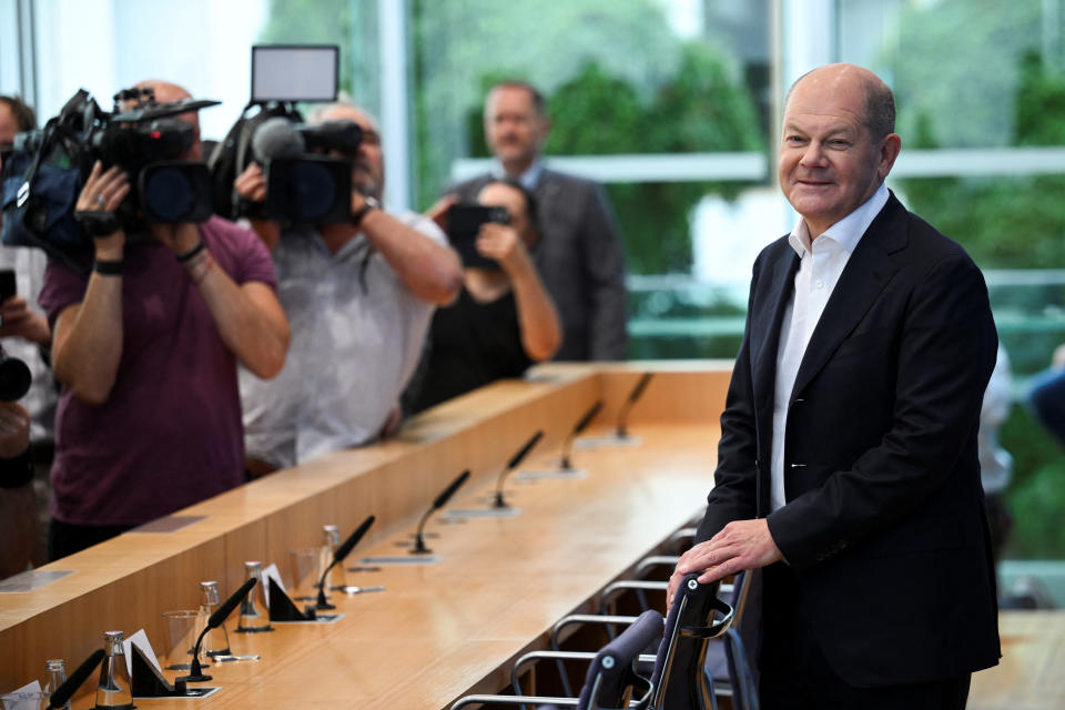 Verabschiedet sich während der jährlichen Sommerpressekonferenz in den Urlaub: Kanzler Olaf Scholz (SPD) Mitte Juli in Berlin. (Bild: REUTERS/Annegret Hilse)