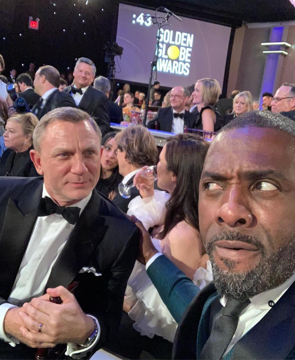 <p>No fue el único saludo llamativo de la gala. La esposa de Idris Elba compartió esta imagen de su marido con Daniel Craig. ¿El último y el futuro James Bond juntos? (Foto: Instagram / <a rel="nofollow noopener" href="http://www.instagram.com/p/BsUa2Jclt3r/" target="_blank" data-ylk="slk:@sabrinadhowre;elm:context_link;itc:0;sec:content-canvas" class="link ">@sabrinadhowre</a>). </p>